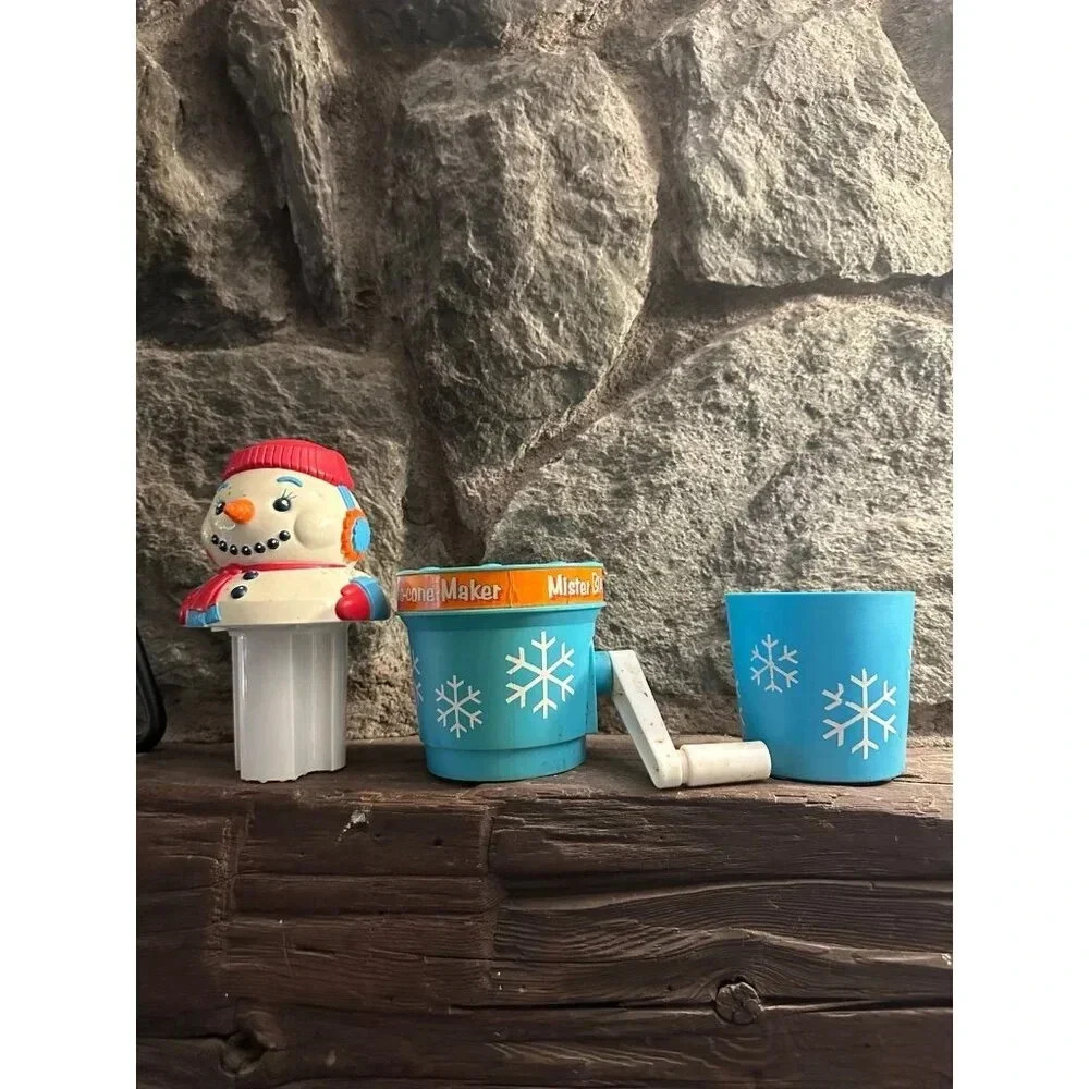 Mister Blizzard Sno-Cone Maker - Picture 6 of 6